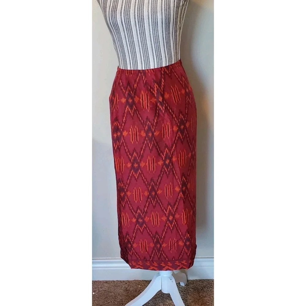 Jones NY Women's 100% Sandwashed Silk Skirt Sz 2P‎ Lined Red Asian Inspired